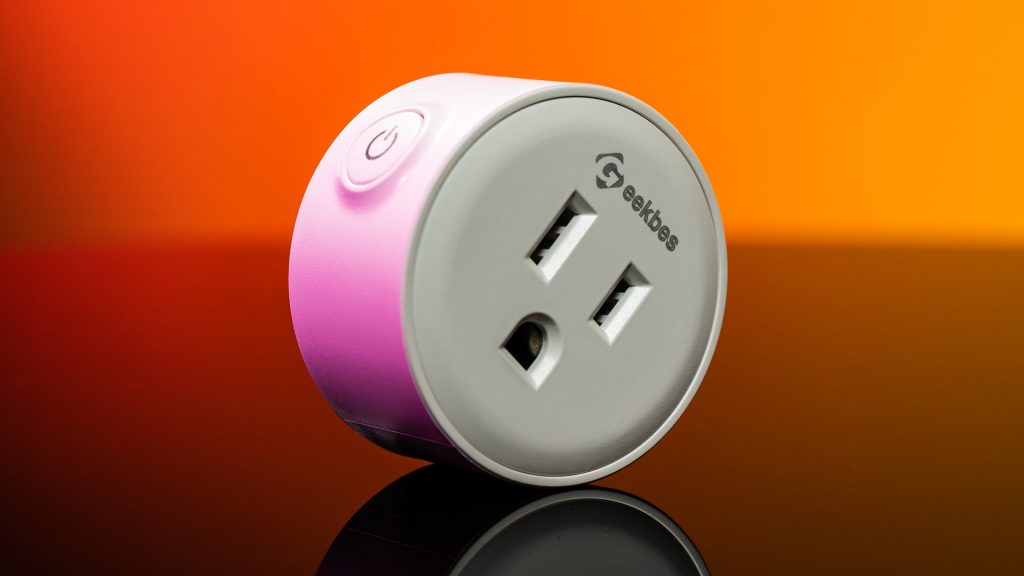 Smart plugs, smart sockets, Smart Home, newegg
